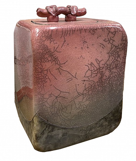 Lucia Jahsmann, Soft Pink Box with Lid and Handle
Ceramic