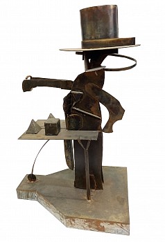trova.20151.13.tophat.sculpture.brass